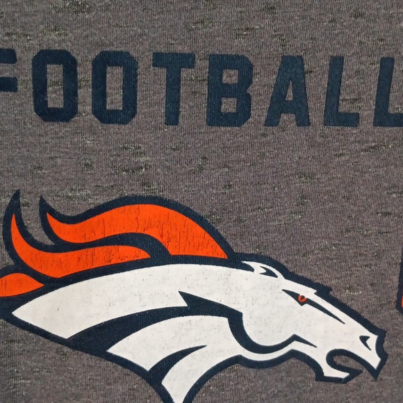 DENVER BRONCOS JUNIORS COLLECTION TSHIRT NFL  APPAREL - Picture 3 of 5